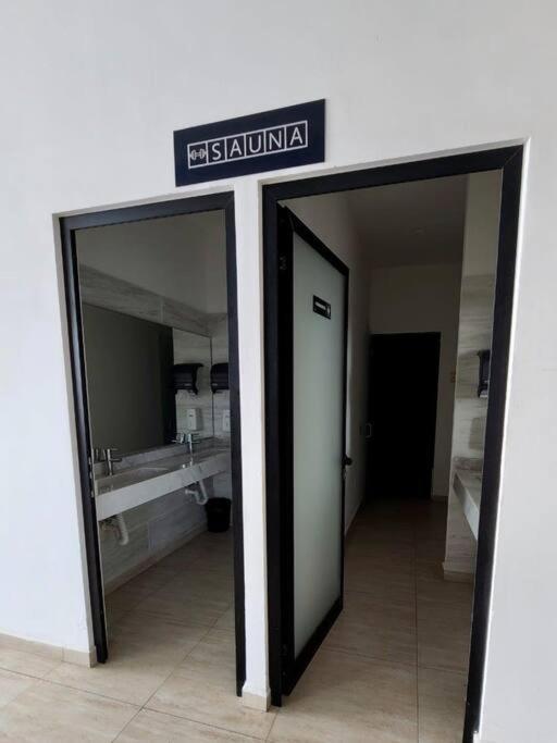 Apartamento Malecón Vista al mar Alberca Infinity Jacuzzi Gym Mazatlán Exterior foto